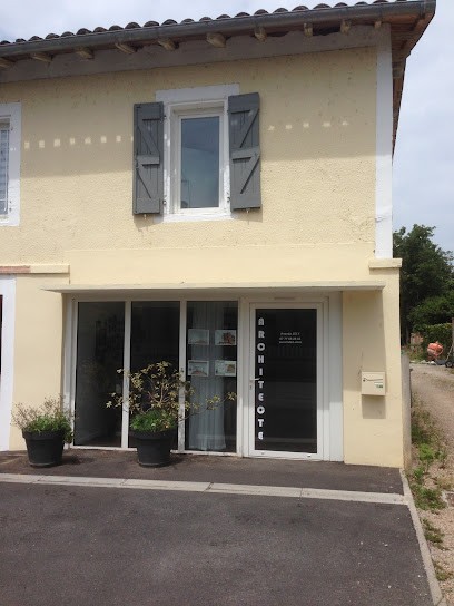 JOLY Ananda, Architecte à Coufouleux