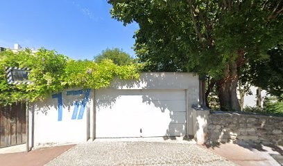 Architecte, Architecte à Sèvres