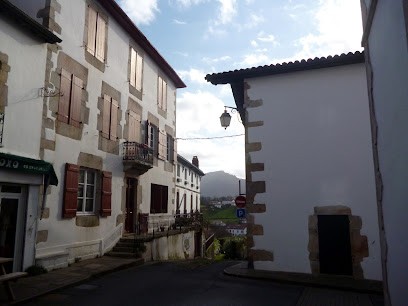 Bruno GOYENECHE Architecte Pays Basque, Architecte à Sare