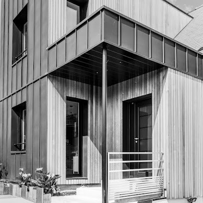 Lezeko, Architecte à Guichen