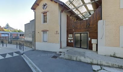 Ré Ahlem, Architecte à Lons-le-Saunier