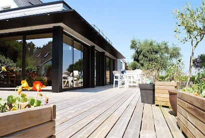 LUC Architectures, Architecte à Crach