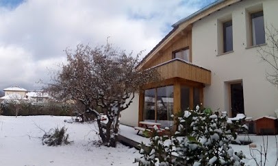 Louis Besson Architecte, Architecte à Saint-Étienne-de-Crossey