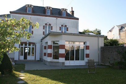 Gicquel Antoine, Architecte à Laval