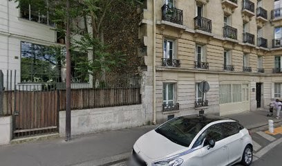 Lookslikeufo, Architecte à Paris 18