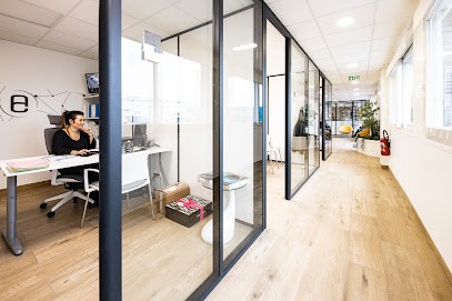 MONARCH AGENCEMENT, Architecte à Fontenay-sous-Bois