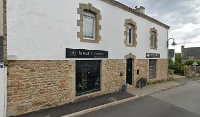 Rr-a, Architecte à Plougoumelen