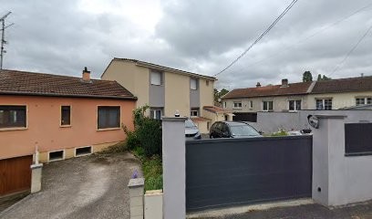 Khiri, Architecte à Neuves-Maisons